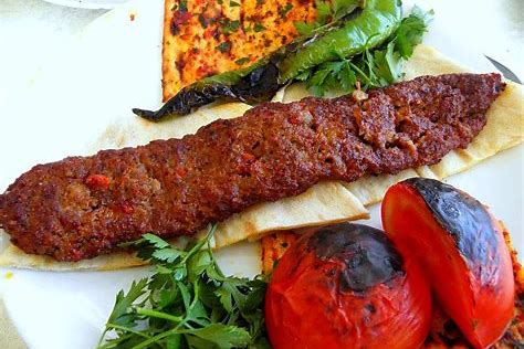 estonya-da-yerli-yemekler-ve-geleneksel-tatlar